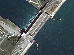 Иркутск. Плотина ГЭС, снимок со спутника